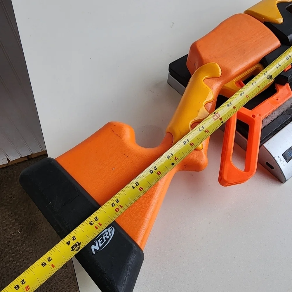 Nerf Roblox Adopt Me!: Bees! Lever Action Dart Blaster, Rotating 8-Dart Drum